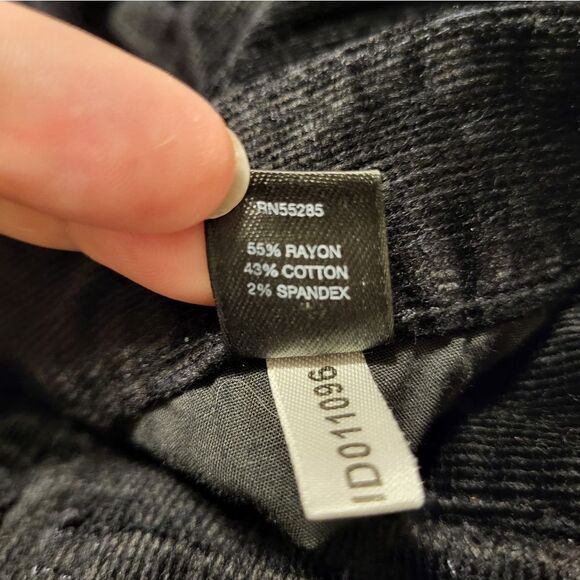 NWOT Express black corduroy pants - Picture 7 of 7
